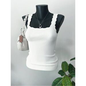 2015 Aritzia Wilfred | Ribbed Scallop Trim Tank Top